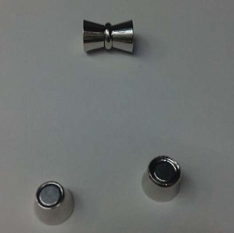 電子喇叭磁鐵的居里溫度是多少？